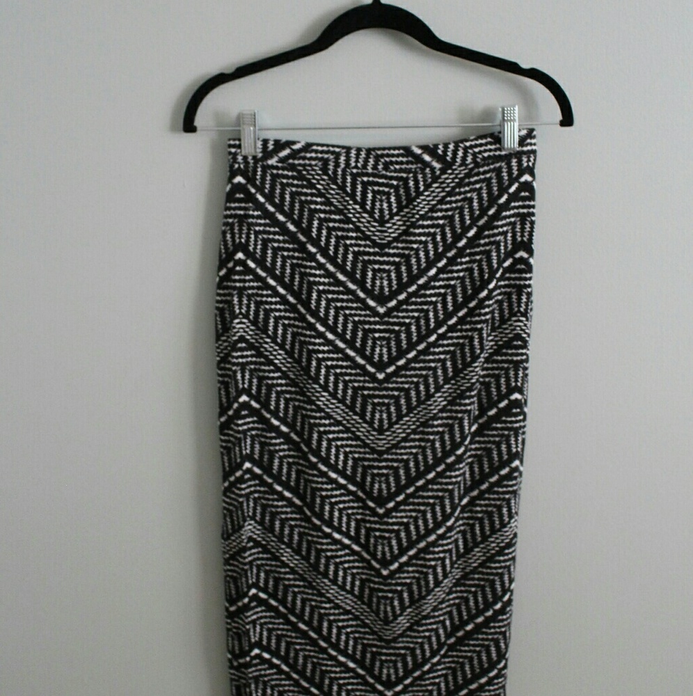 Aztec print pencil skirt